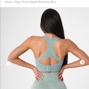 NVGTN sage green ignite seamless bra